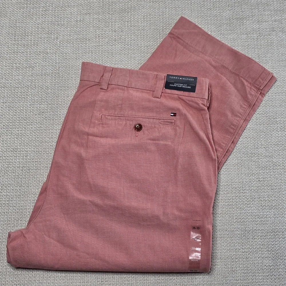 Tommy Hilfiger Men's 38x30 Stretch Chino Custom Fit Casual Pants Salmon Pink NWT